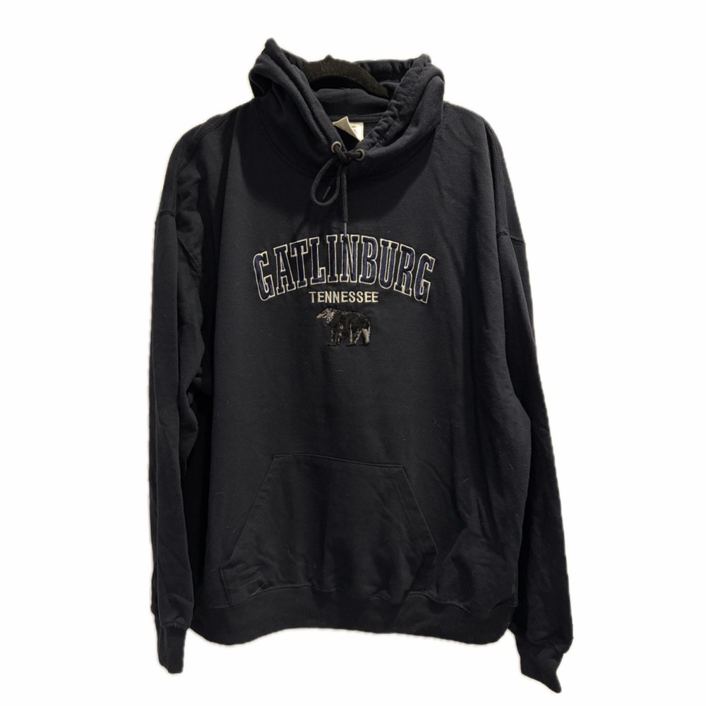 🐻 Gatlinburg Tennessee Black Bear Pullover Hoodie